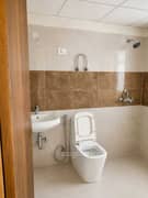 3BHK Multistorey Apartment for Rent in Amrapali Verona Heights at Noida Extension - Photo 4