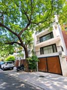 3BHK Builder Floor Apartment for Rent in Defence Colony - Photo 10