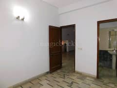 2BHK Multistorey Apartment for Resale in Greater Kailash 2 - Photo 6