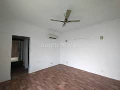 4BHK Multistorey Apartment for Resale in Raheja Atharva Floors at Sector 109 - Photo 5