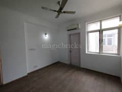 4BHK Multistorey Apartment for Resale in Raheja Atharva Floors at Sector 109 - Photo 8