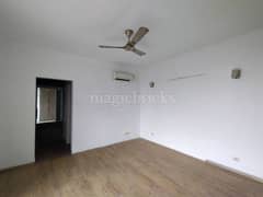 4BHK Multistorey Apartment for Resale in Raheja Atharva Floors at Sector 109 - Photo 10