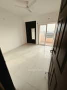 3BHK Multistorey Apartment for Resale in Purvanchal Royal City at Chi 5 - Photo 3