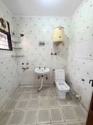 3BHK Builder Floor Apartment for Rent in Gangotri Apartment at Vikaspuri - Photo 15