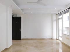 4BHK Builder Floor Apartment for Resale in Kalkaji - Photo 5