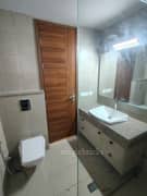 3BHK Multistorey Apartment for Rent in Krisumi City at Sector 36A - Photo 8