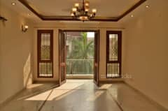 4BHK Builder Floor Apartment for Rent in Rajouri Garden - Photo 1