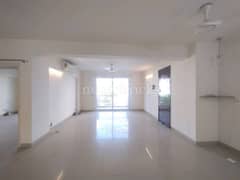 3BHK Multistorey Apartment for Resale in Emaar Emerald Floors Premier at Sector 65 - Photo 1