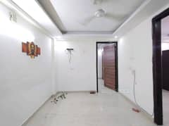 2BHK Multistorey Apartment for Resale in Chattarpur - Photo 2