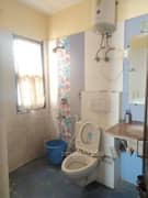 4BHK Multistorey Apartment for Rent in Golf Gardenia at Sector Alpha 2 - Photo 16