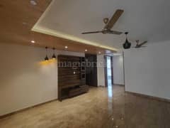 4BHK Builder Floor Apartment for Rent in Vipul World Floors at Sector 48 - Photo 1