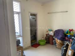 2BHK Builder Floor Apartment for Resale in Ansal Sushant Residency at Block G Sector 57 - Photo 6