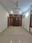 4BHK Builder Floor Apartment for Rent in Safdarjung Enclave - Photo 12