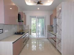 4BHK Builder Floor Apartment for Rent in Defence Colony - Photo 13