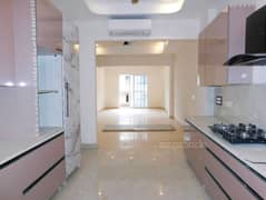 4BHK Builder Floor Apartment for Rent in Defence Colony - Photo 14
