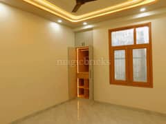 3BHK Builder Floor Apartment for Resale in Ambika Enclave, Kakrola - Photo 8