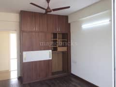 4BHK Multistorey Apartment for Rent in Emaar MGF Palm Terraces Select at Sector 66 - Photo 7