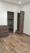 4BHK Multistorey Apartment for Rent in Gayatri Apartments at Dwarka Sector 9 - Photo 3