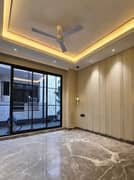 3BHK Builder Floor Apartment for Rent in Prime Luxury Builder Floor at Greater Kailash 2 - Photo 2