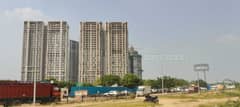 2BHK Multistorey Apartment for Resale in Smartworld One DXP at Sector 113 - Photo 2