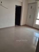 3BHK Multistorey Apartment for Rent in Supertech 34 Pavilion at Sector 34 - Photo 3