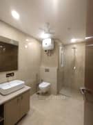 4BHK Builder Floor Apartment for Resale in Phase 4 DLF - Photo 17