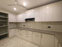 4BHK Builder Floor Apartment for Resale in Phase 4 DLF - Photo 14