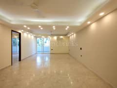 4BHK Builder Floor Apartment for Resale in Phase 4 DLF - Photo 1