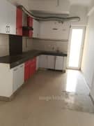 3BHK Multistorey Apartment for Rent in Paramount Floraville at Sector 137, Noida Express Way - Photo 4