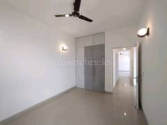 3BHK Multistorey Apartment for Rent in Emaar Emerald Estate at Sector 65 - Photo 3