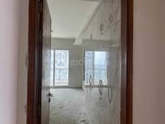 4BHK Multistorey Apartment for Resale in Mahagun Mezzaria at Sector 78 - Photo 14