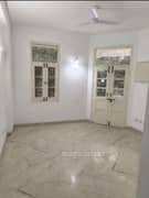 3BHK Builder Floor Apartment for Rent in DLF Phase 1 Arjun Marg at Phase 1 DLF - Photo 6