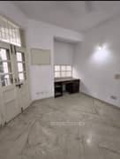 3BHK Builder Floor Apartment for Rent in DLF Phase 1 Arjun Marg at Phase 1 DLF - Photo 11