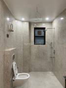 3BHK Builder Floor Apartment for Resale in Block L Kirti Nagar - Photo 17