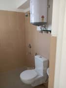 3BHK Multistorey Apartment for Rent in Emaar Emerald Floors Premier at Sector 65 - Photo 11