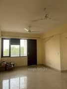 4BHK Multistorey Apartment for Rent in Satguru Apartments at Wazirabad - Photo 14