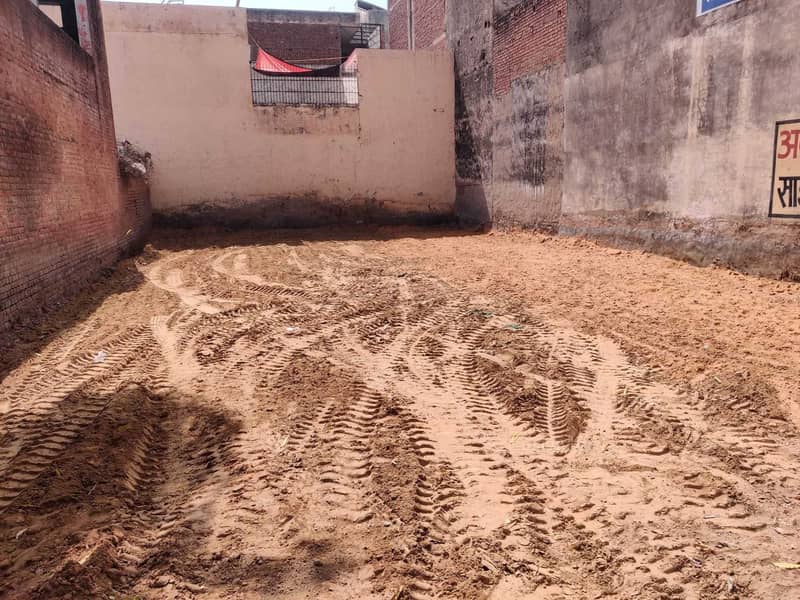 312 Sqyrd Plot For Sale in Mianwali Colony, Gurgaon