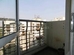 3BHK Multistorey Apartment for Resale in The 3C Lotus Boulevard at Sector 100 - Photo 16