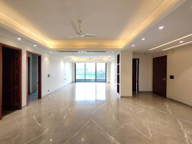 Apartment in Phase 4 DLF