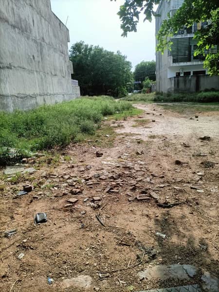 173 Sqyrd Plot For Sale in Palam Vihar Pocket B, Gurgaon