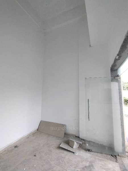 Commercial Shop For Sale in Sector 63, Gurgaon