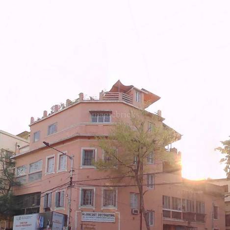 Villa in Sarat Bose Road
