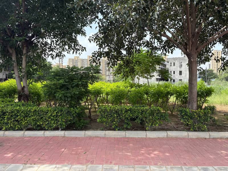 192 Sqyrd Plot For Sale in DLF Gardencity, Sector 91, Gurgaon