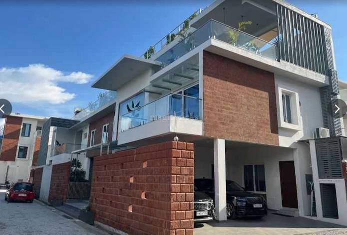 Villa in Nava India Road