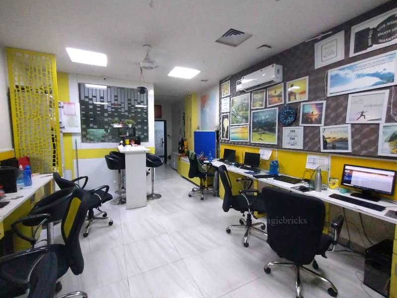 850 Sq-ft Commercial Office Space For Rent in Ansal API Palam Corporate Plaza, Sector 3, Gurgaon