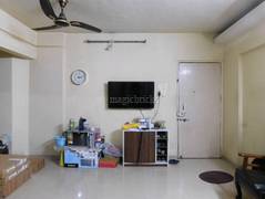 2BHK Multistorey Apartment for Resale in Om Shree Ganesh Chhaya CHS at Tilak Nagar Chembur - Photo 2