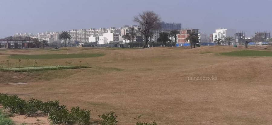 375 Sqyrd Plot For Sale in Central Park Flower Valley, Sector 33 Sohna, Gurgaon