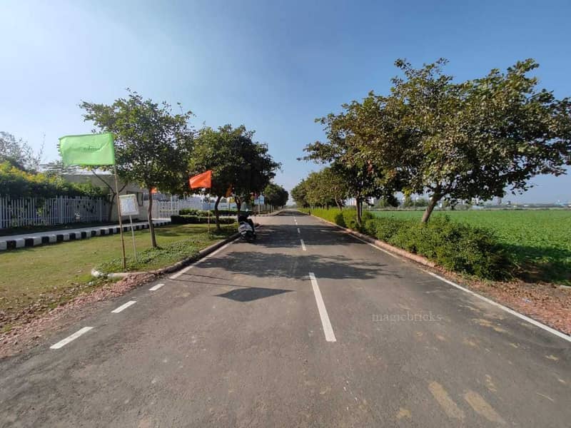 270 Sqyrd Plot For Sale in Vatika Express City Gurgaon, Sector 88A, Gurgaon