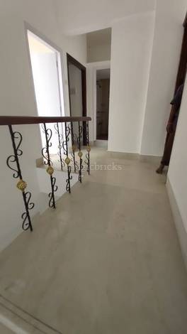 Villa in Andheri West