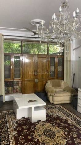 Villa in Sector 14, Noida sector 15 Metro